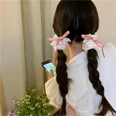 红色机尾